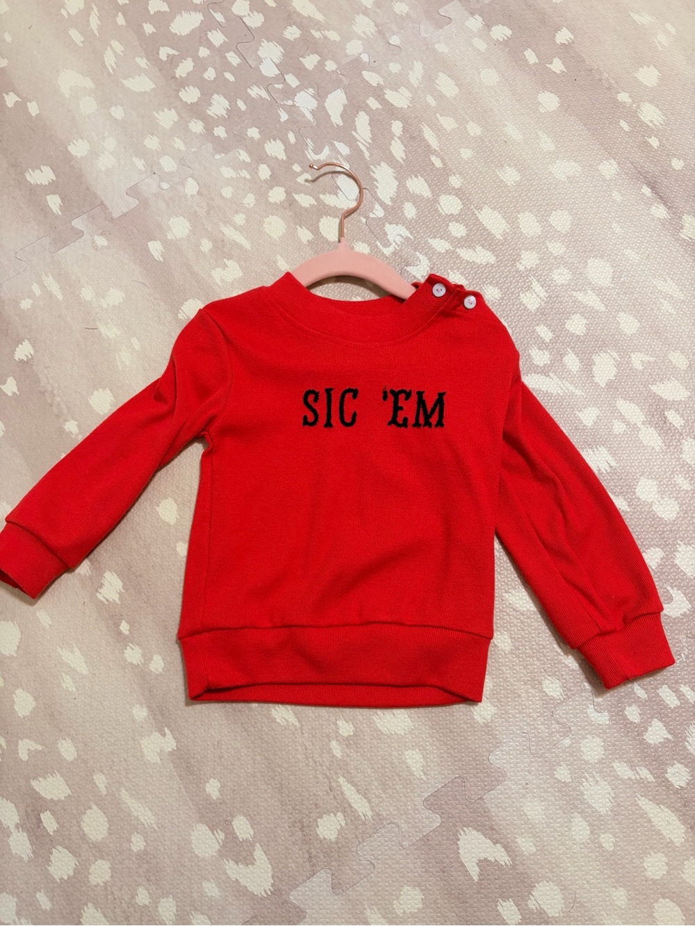 Kids Red Crewneck Sweatshirt with 'SIC 'EM' Print